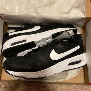 Women’s Nike Air Max SC *NEW IN BOX*